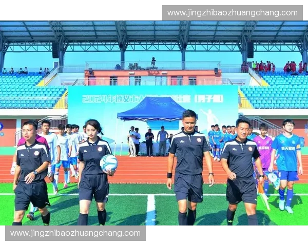 大学校园足球联赛的现状与发展趋势探析